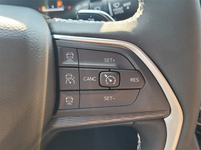 2025 Jeep Grand Cherokee GRAND CHEROKEE L LAREDO 4X2