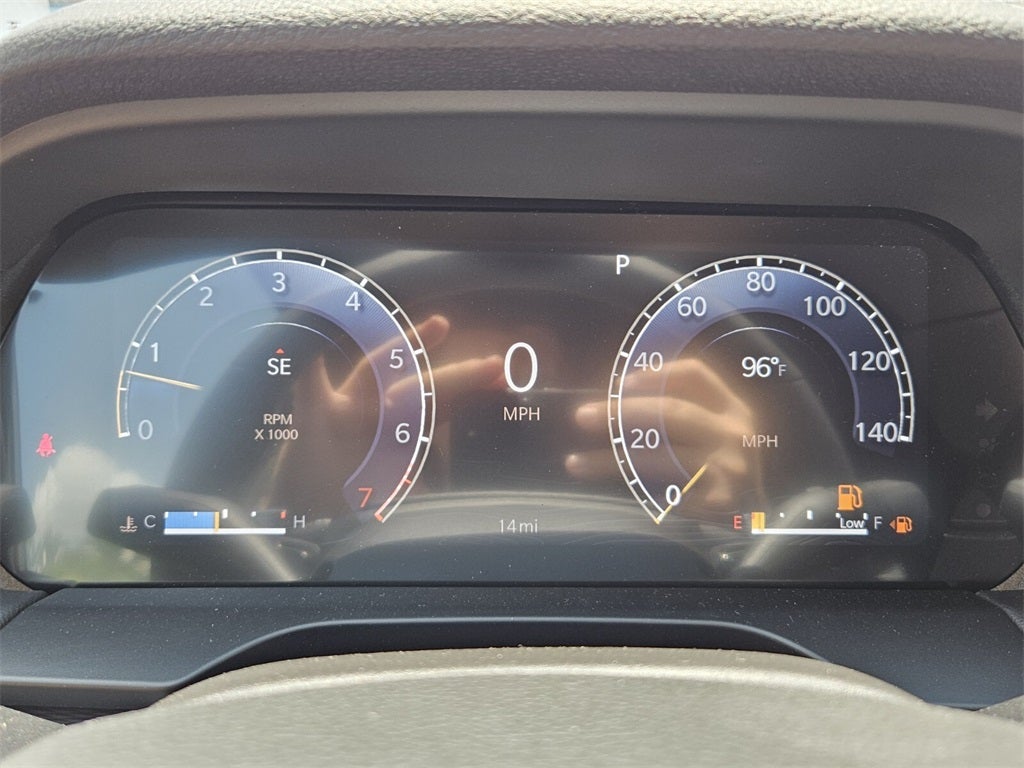 2025 Jeep Grand Cherokee GRAND CHEROKEE L LAREDO 4X2