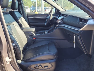 2025 Jeep Grand Cherokee GRAND CHEROKEE L LIMITED 4X2