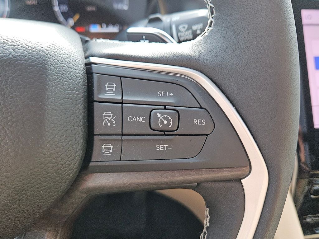 2025 Jeep Grand Cherokee L Limited 4x4
