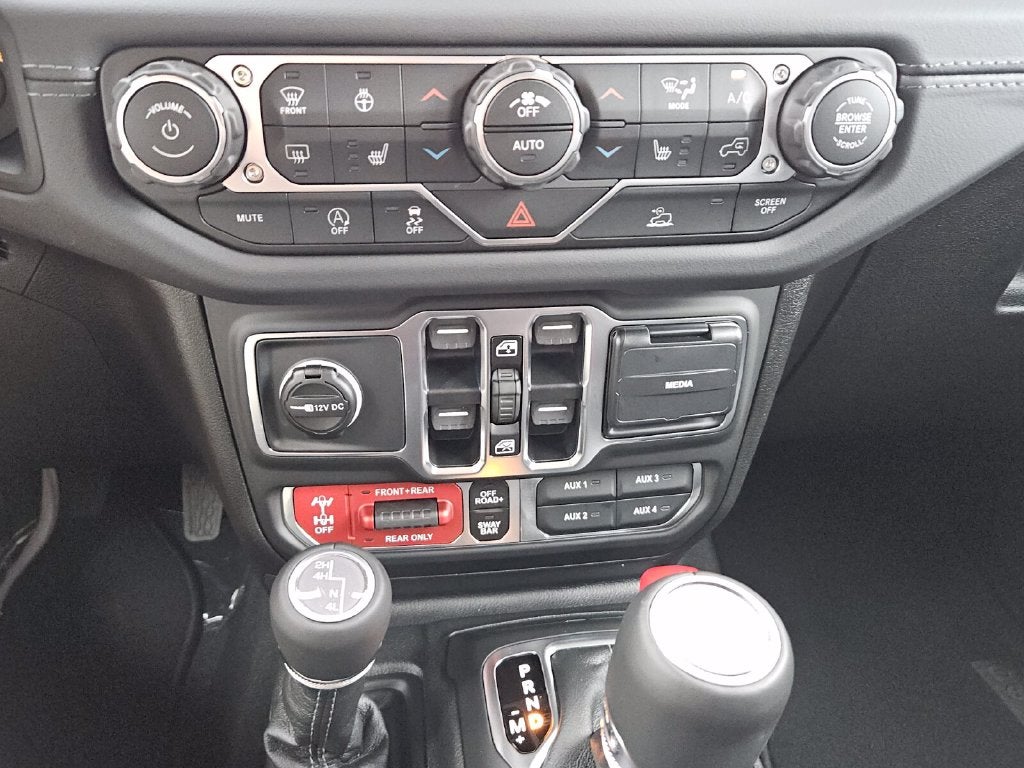 2027 Jeep Wrangler WRANGLER 4-DOOR RUBICON