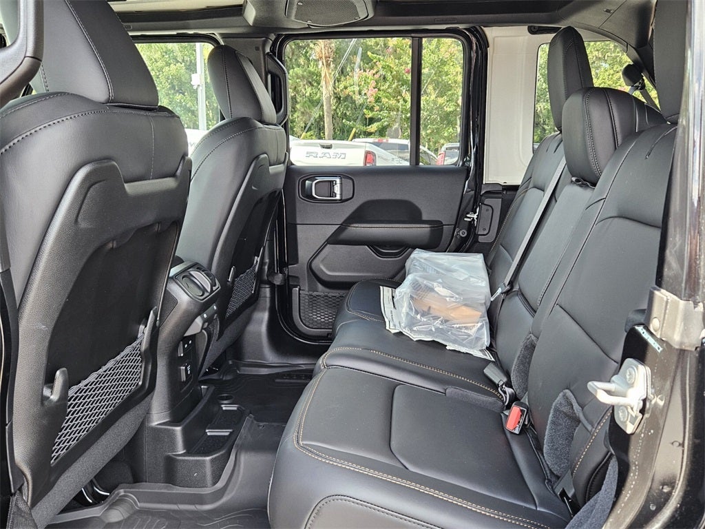 2025 Jeep Wrangler WRANGLER 4-DOOR RUBICON 392