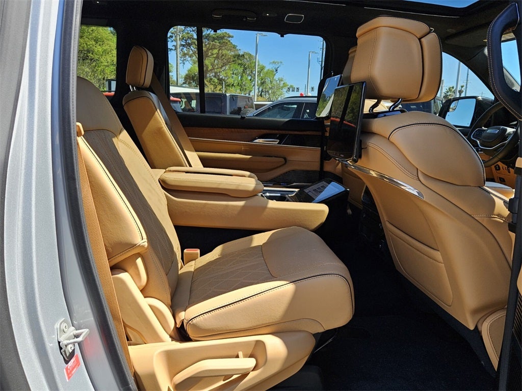 2024 Jeep Grand Wagoneer GRAND WAGONEER L SERIES III 4X4