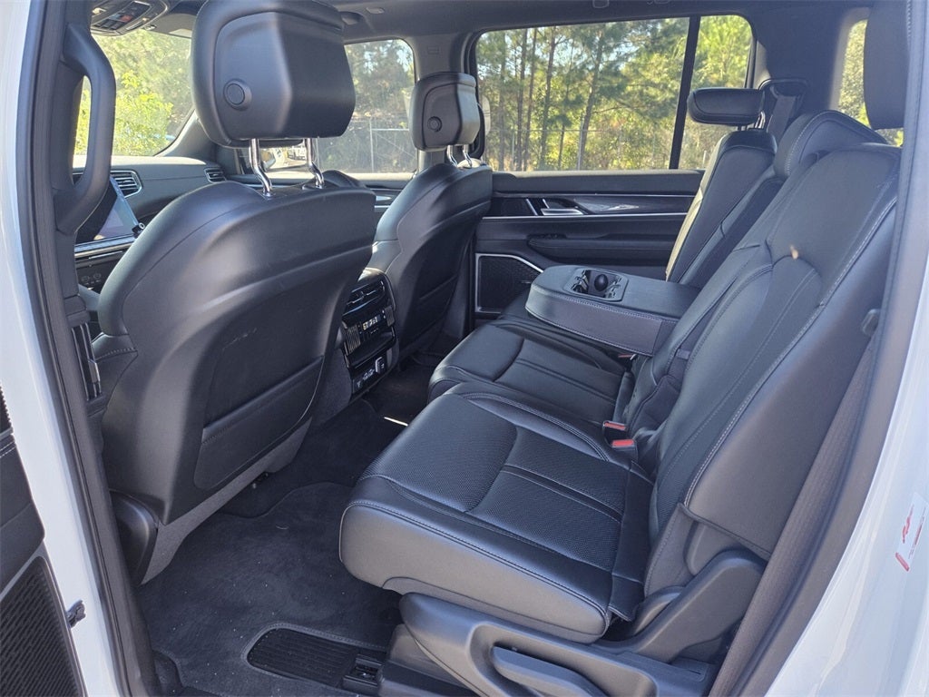 2024 Jeep Wagoneer WAGONEER 4X2