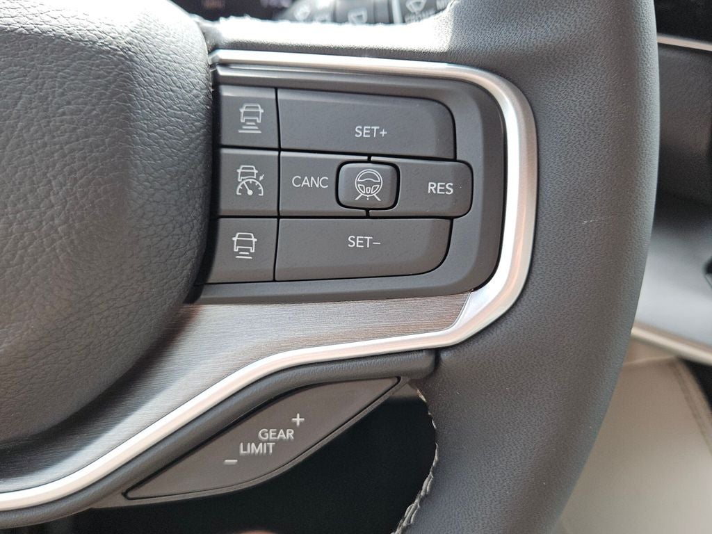 2026 Jeep Grand Wagoneer GRAND WAGONEER LIMITED ALTITUDE 4X4