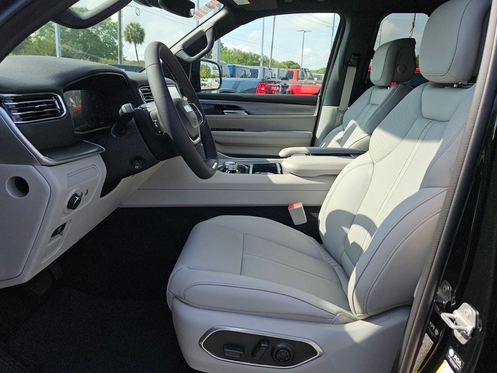 2026 Jeep Grand Wagoneer GRAND WAGONEER LIMITED ALTITUDE 4X4