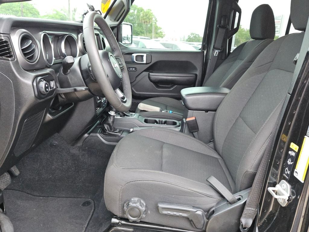 2023 Jeep Gladiator Willys 4x4