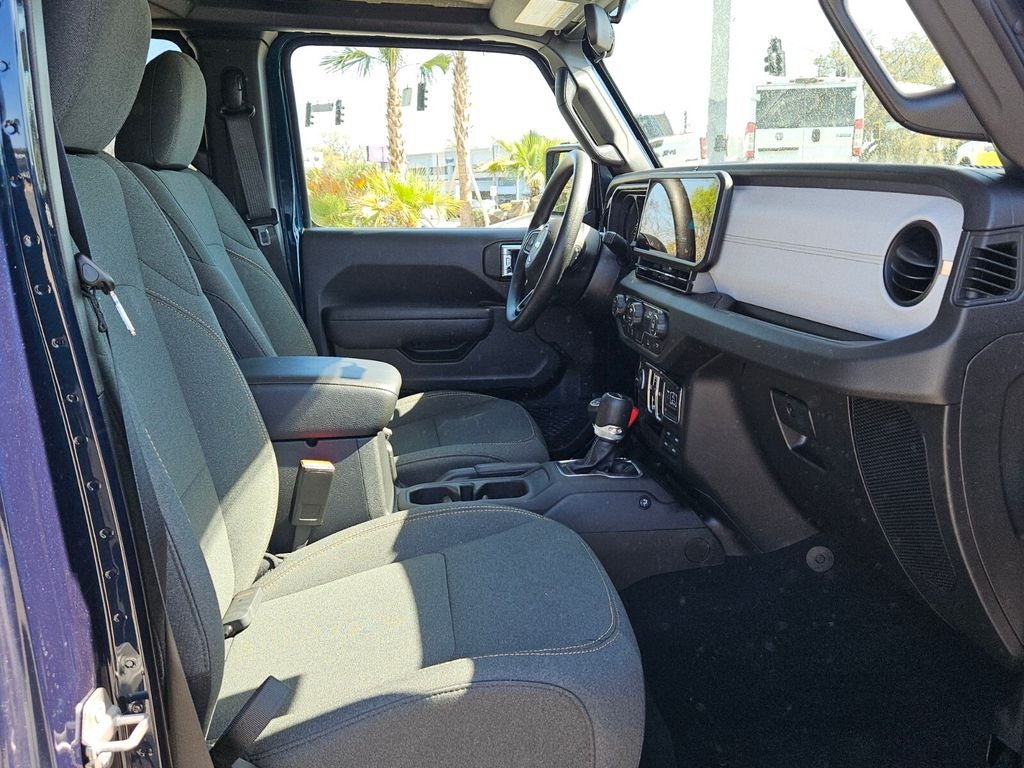 2025 Jeep Gladiator Nighthawk