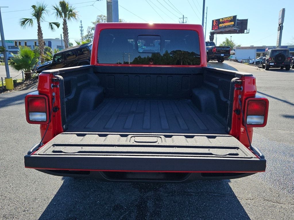 2025 Jeep Gladiator High Tide