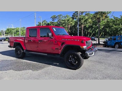 2025 Jeep Gladiator High Tide