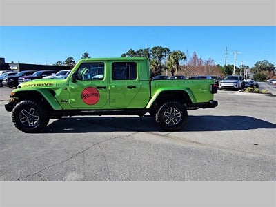 2025 Jeep Gladiator GLADIATOR MOJAVE X 4X4