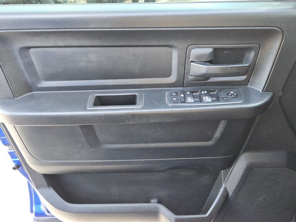 2018 RAM 1500 Express Quad Cab 4x2 6'4' Box
