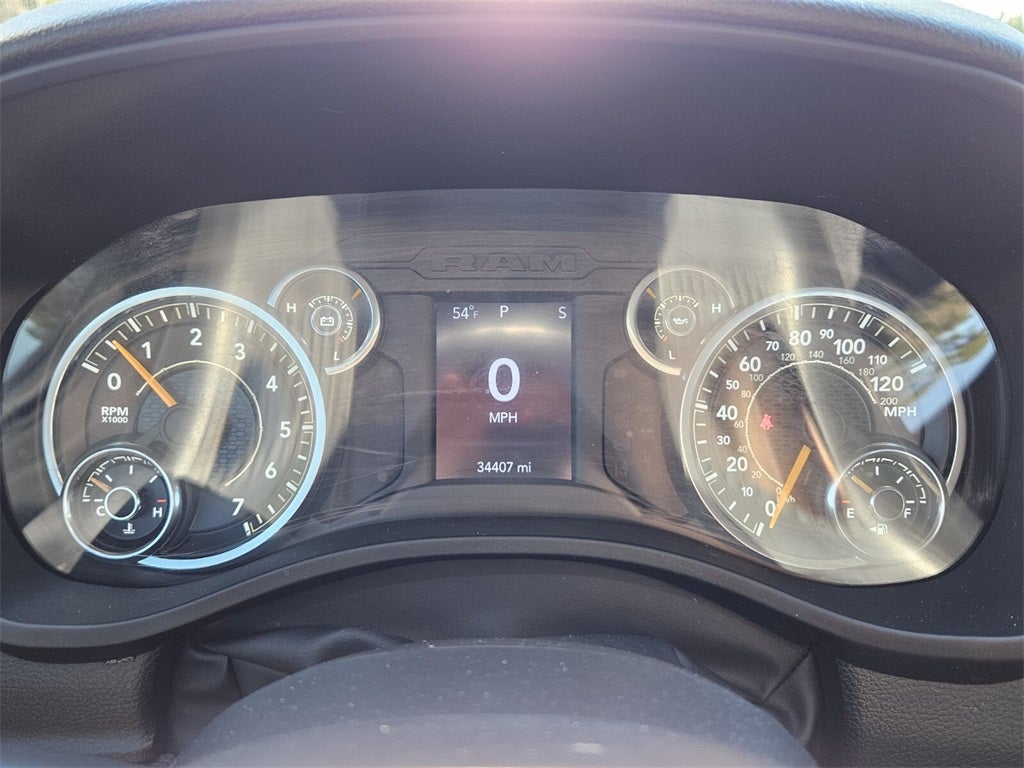 2022 RAM 1500 Big Horn Crew Cab 4x4 5'7' Box