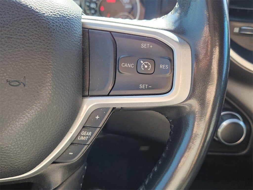 2022 RAM 1500 Big Horn Crew Cab 4x4 5'7' Box