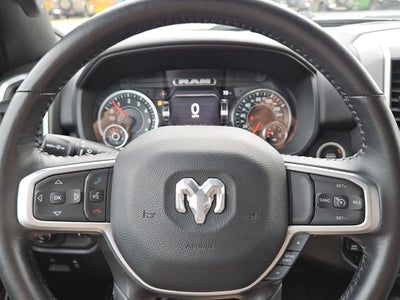 2022 RAM 1500 Big Horn Crew Cab 4x4 5'7' Box