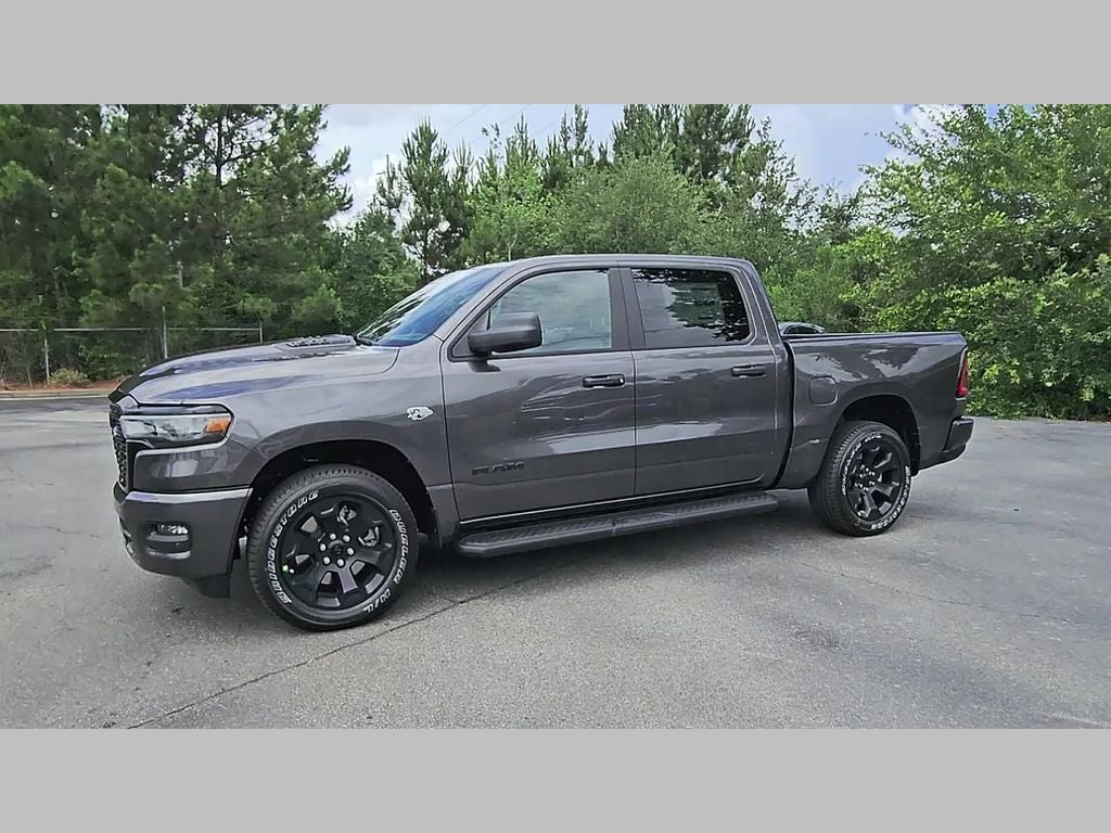 2026 RAM Ram 1500 RAM 1500 EXPRESS CREW CAB 4X4 5'7' BOX