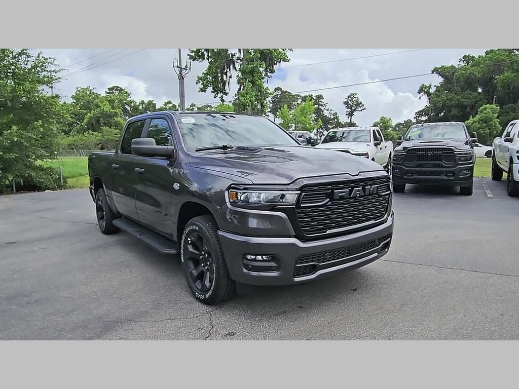 2026 RAM Ram 1500 RAM 1500 EXPRESS CREW CAB 4X4 5'7' BOX