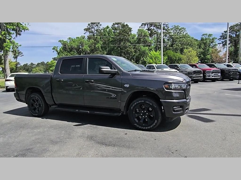2026 RAM Ram 1500 RAM 1500 EXPRESS CREW CAB 4X4 5'7' BOX
