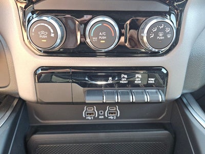 2026 RAM Ram 1500 RAM 1500 EXPRESS CREW CAB 4X4 5'7' BOX