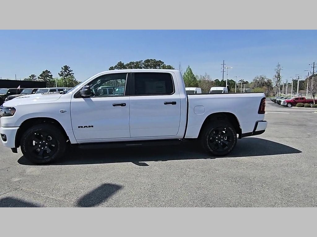 2026 RAM Ram 1500 RAM 1500 EXPRESS CREW CAB 4X4 5'7' BOX