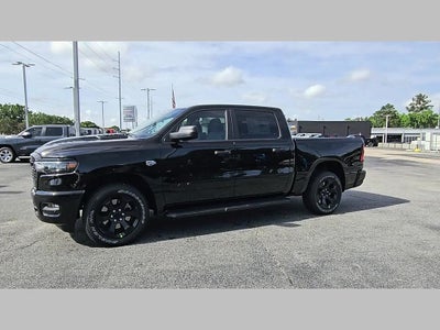 2026 RAM Ram 1500 RAM 1500 EXPRESS CREW CAB 4X4 5'7' BOX