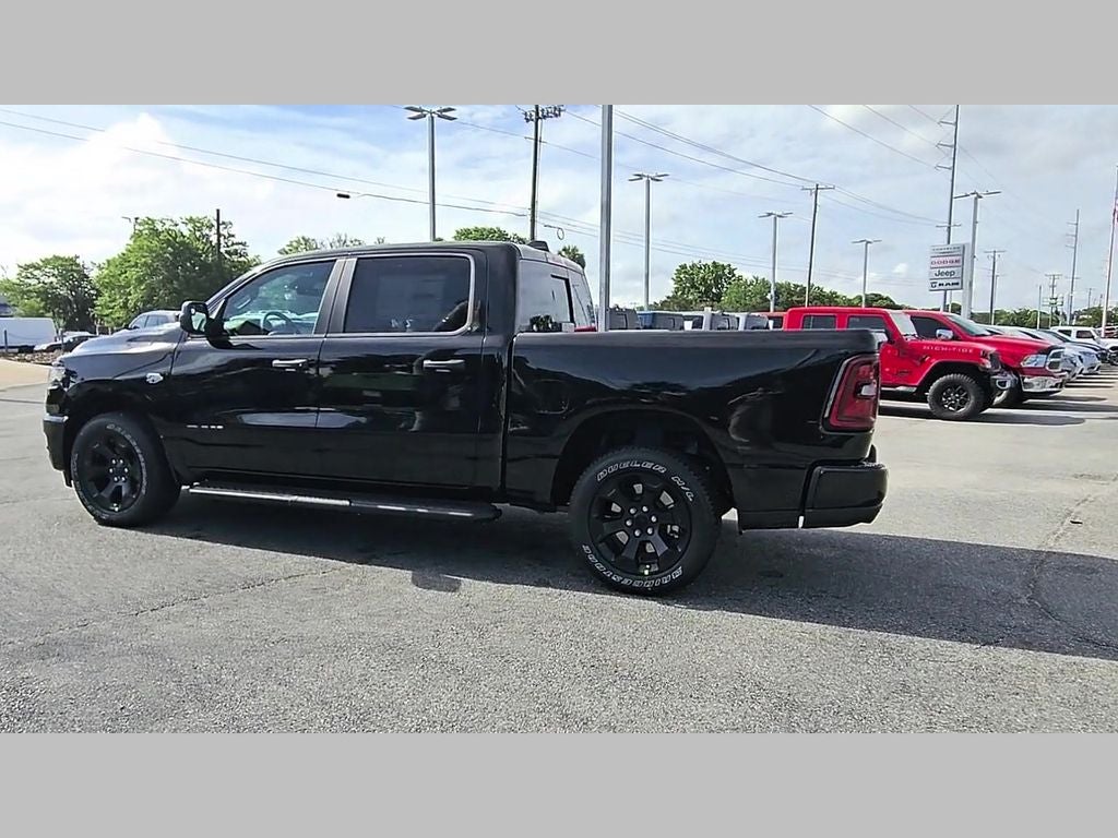 2026 RAM Ram 1500 RAM 1500 EXPRESS CREW CAB 4X4 5'7' BOX