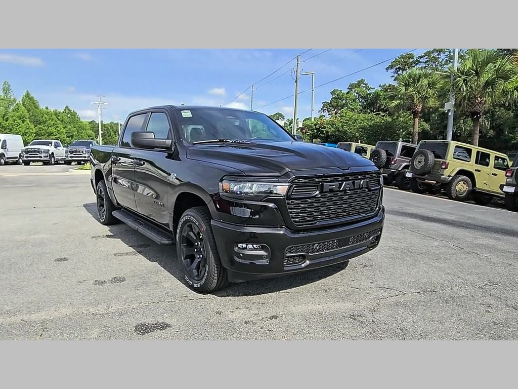 2026 RAM Ram 1500 RAM 1500 EXPRESS CREW CAB 4X4 5'7' BOX