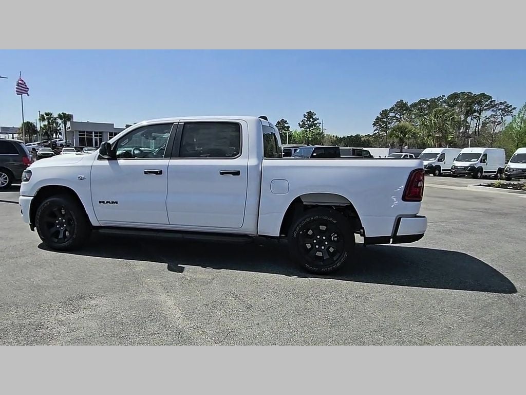2026 RAM Ram 1500 RAM 1500 EXPRESS CREW CAB 4X4 5'7' BOX