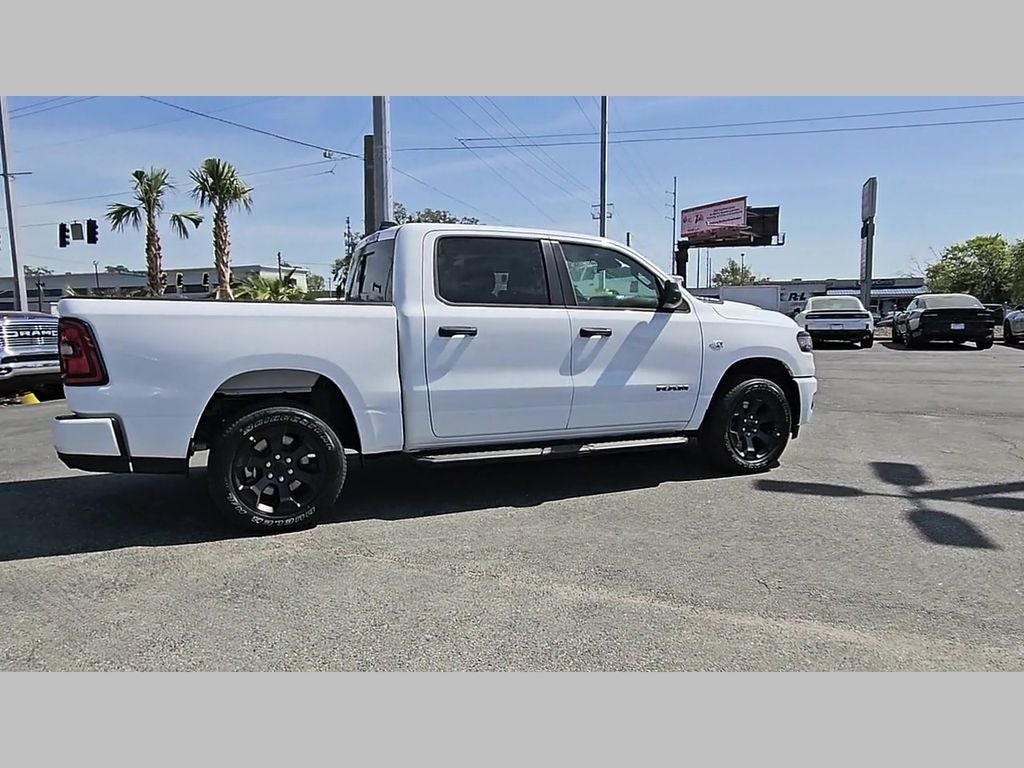 2026 RAM Ram 1500 RAM 1500 EXPRESS CREW CAB 4X4 5'7' BOX