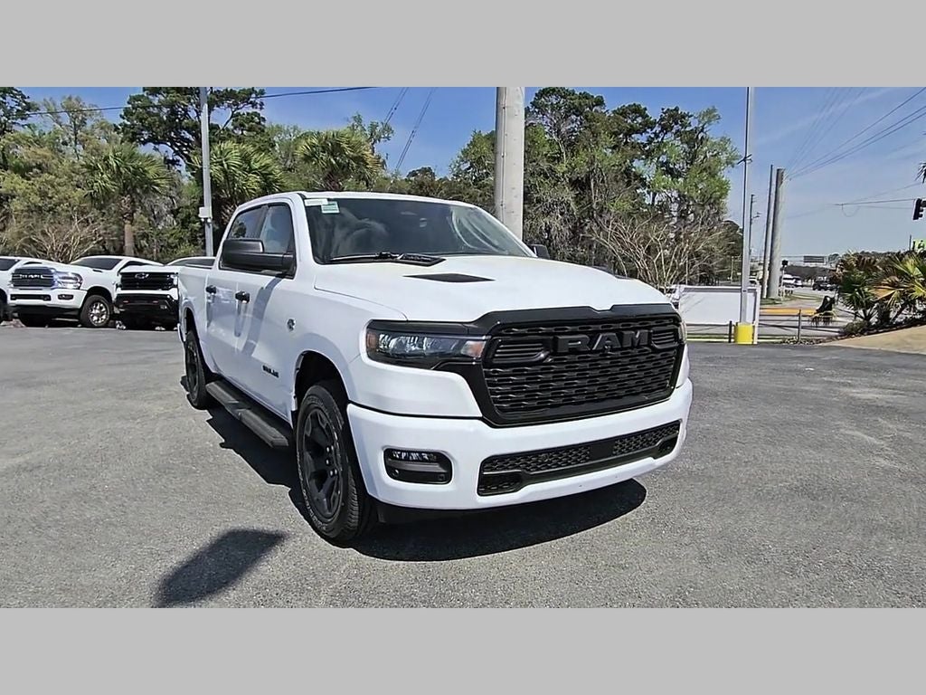 2026 RAM Ram 1500 RAM 1500 EXPRESS CREW CAB 4X4 5'7' BOX