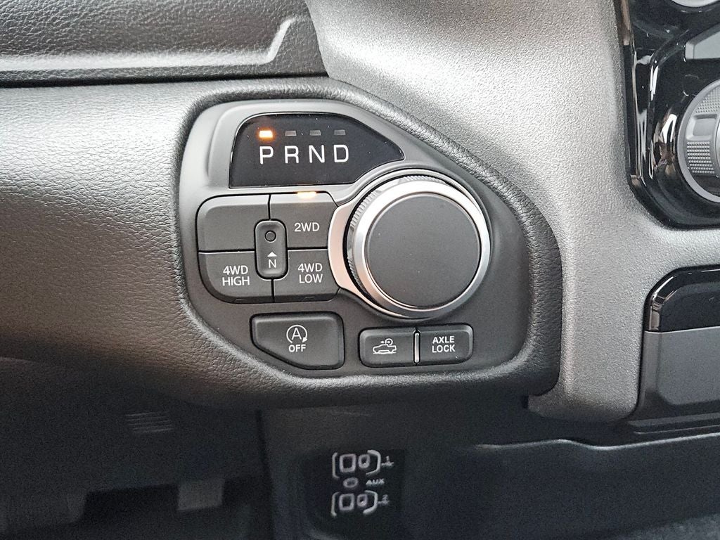 2026 RAM Ram 1500 RAM 1500 WARLOCK CREW CAB 4X4 5'7' BOX