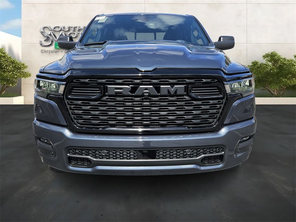 2026 RAM Ram 1500 RAM 1500 EXPRESS CREW CAB 4X4 5'7' BOX