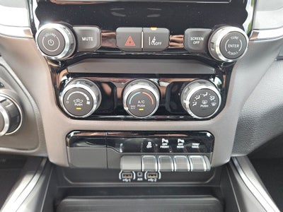 2026 RAM Ram 1500 RAM 1500 EXPRESS CREW CAB 4X4 5'7' BOX