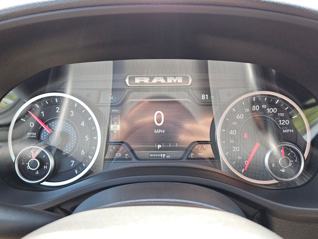 2026 RAM Ram 1500 RAM 1500 EXPRESS CREW CAB 4X4 5'7' BOX