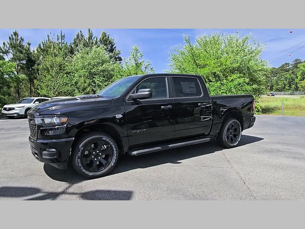 2026 RAM Ram 1500 RAM 1500 EXPRESS CREW CAB 4X4 5'7' BOX