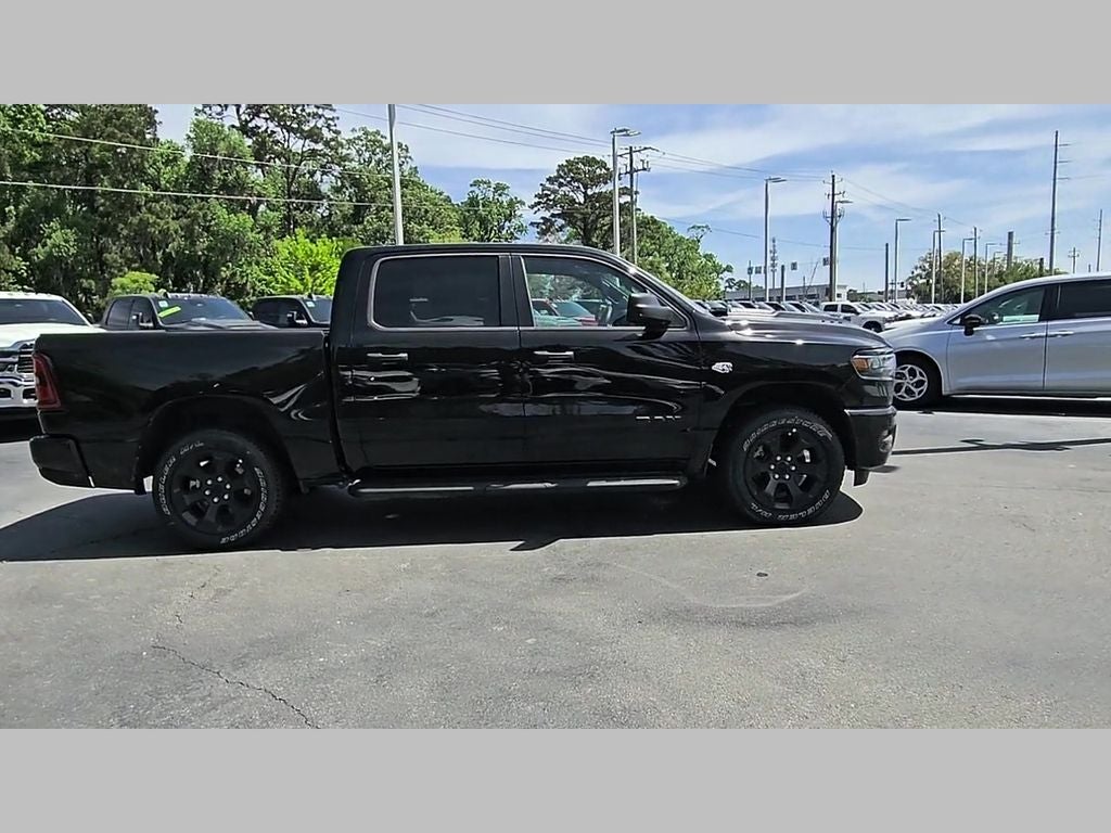 2026 RAM Ram 1500 RAM 1500 EXPRESS CREW CAB 4X4 5'7' BOX