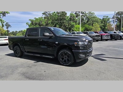 2026 RAM Ram 1500 RAM 1500 EXPRESS CREW CAB 4X4 5'7' BOX