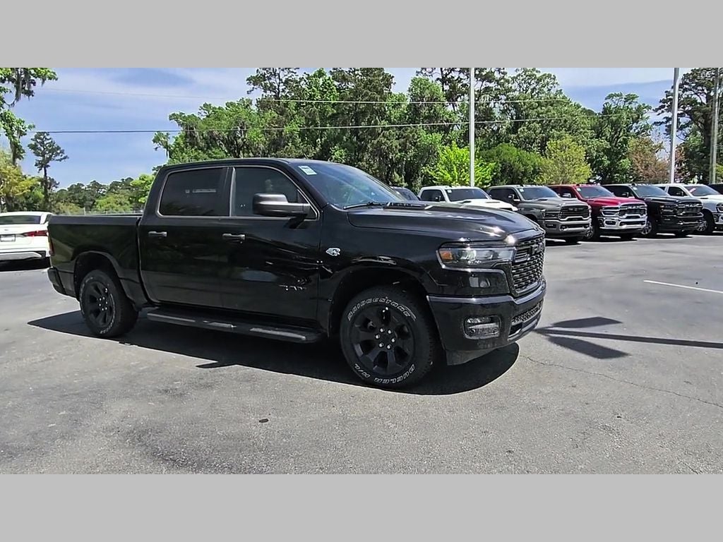 2026 RAM Ram 1500 RAM 1500 EXPRESS CREW CAB 4X4 5'7' BOX