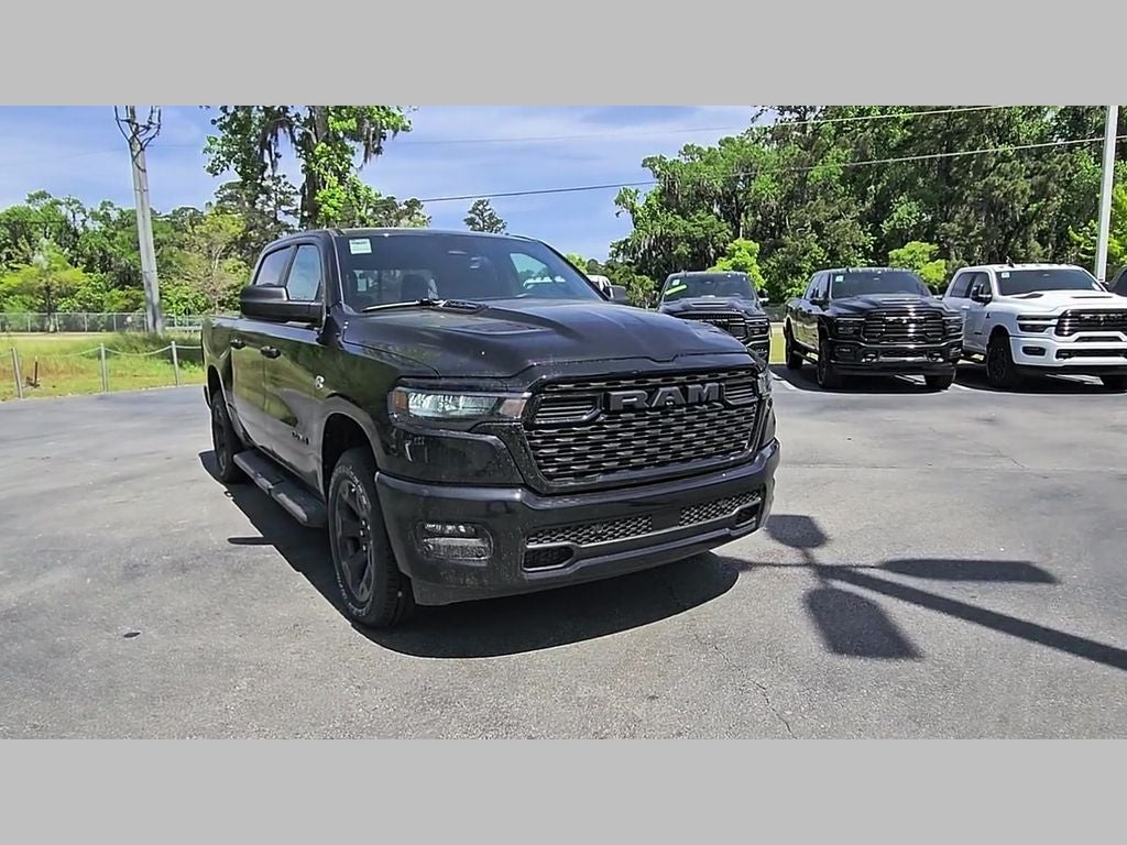 2026 RAM Ram 1500 RAM 1500 EXPRESS CREW CAB 4X4 5'7' BOX