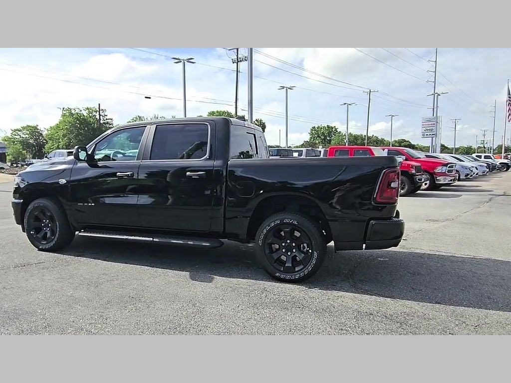 2026 RAM Ram 1500 RAM 1500 EXPRESS CREW CAB 4X4 5'7' BOX