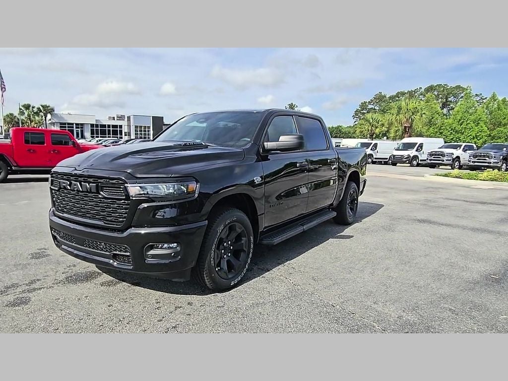 2026 RAM Ram 1500 RAM 1500 EXPRESS CREW CAB 4X4 5'7' BOX