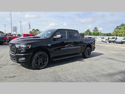2026 RAM Ram 1500 RAM 1500 EXPRESS CREW CAB 4X4 5'7' BOX