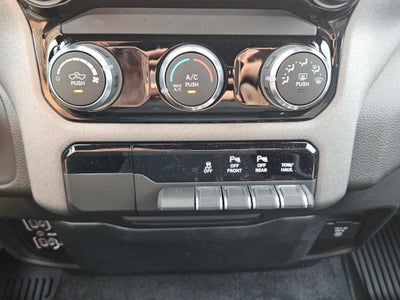 2026 RAM 1500 RAM 1500 WARLOCK CREW CAB 4X4 5'7' BOX
