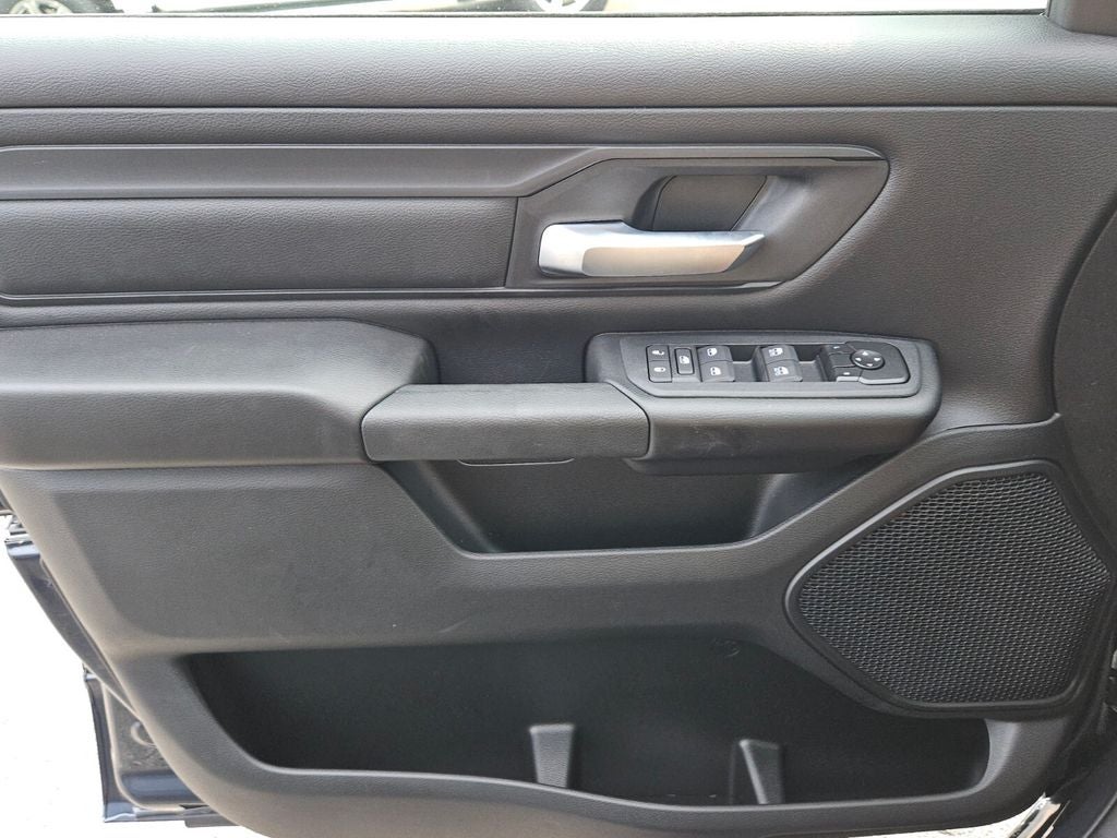 2026 RAM 1500 RAM 1500 WARLOCK CREW CAB 4X4 5'7' BOX