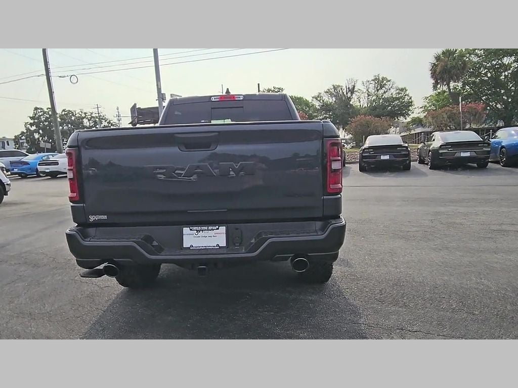 2026 RAM 1500 RAM 1500 WARLOCK CREW CAB 4X4 5'7' BOX