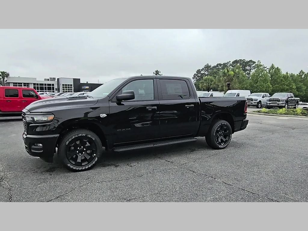 2026 RAM Ram 1500 RAM 1500 EXPRESS CREW CAB 4X4 5'7' BOX