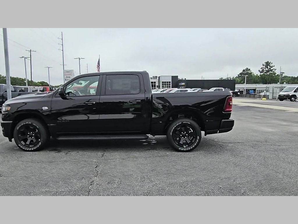 2026 RAM Ram 1500 RAM 1500 EXPRESS CREW CAB 4X4 5'7' BOX