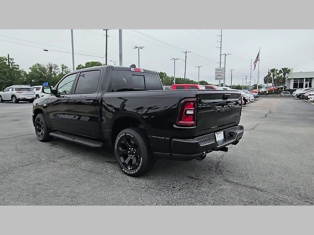 2026 RAM Ram 1500 RAM 1500 EXPRESS CREW CAB 4X4 5'7' BOX