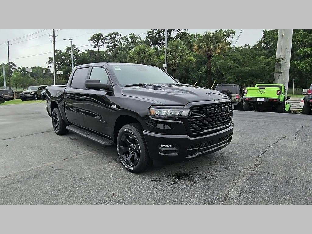 2026 RAM Ram 1500 RAM 1500 EXPRESS CREW CAB 4X4 5'7' BOX