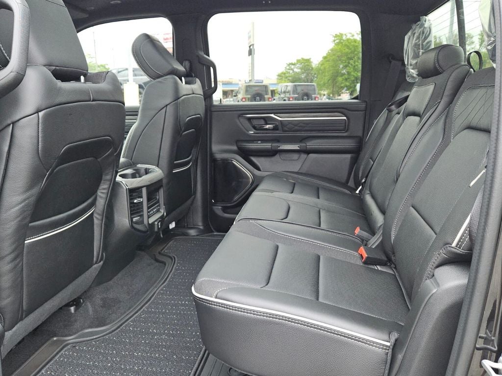 2026 RAM Ram 1500 RAM 1500 LIMITED CREW CAB 4X4 5'7' BOX